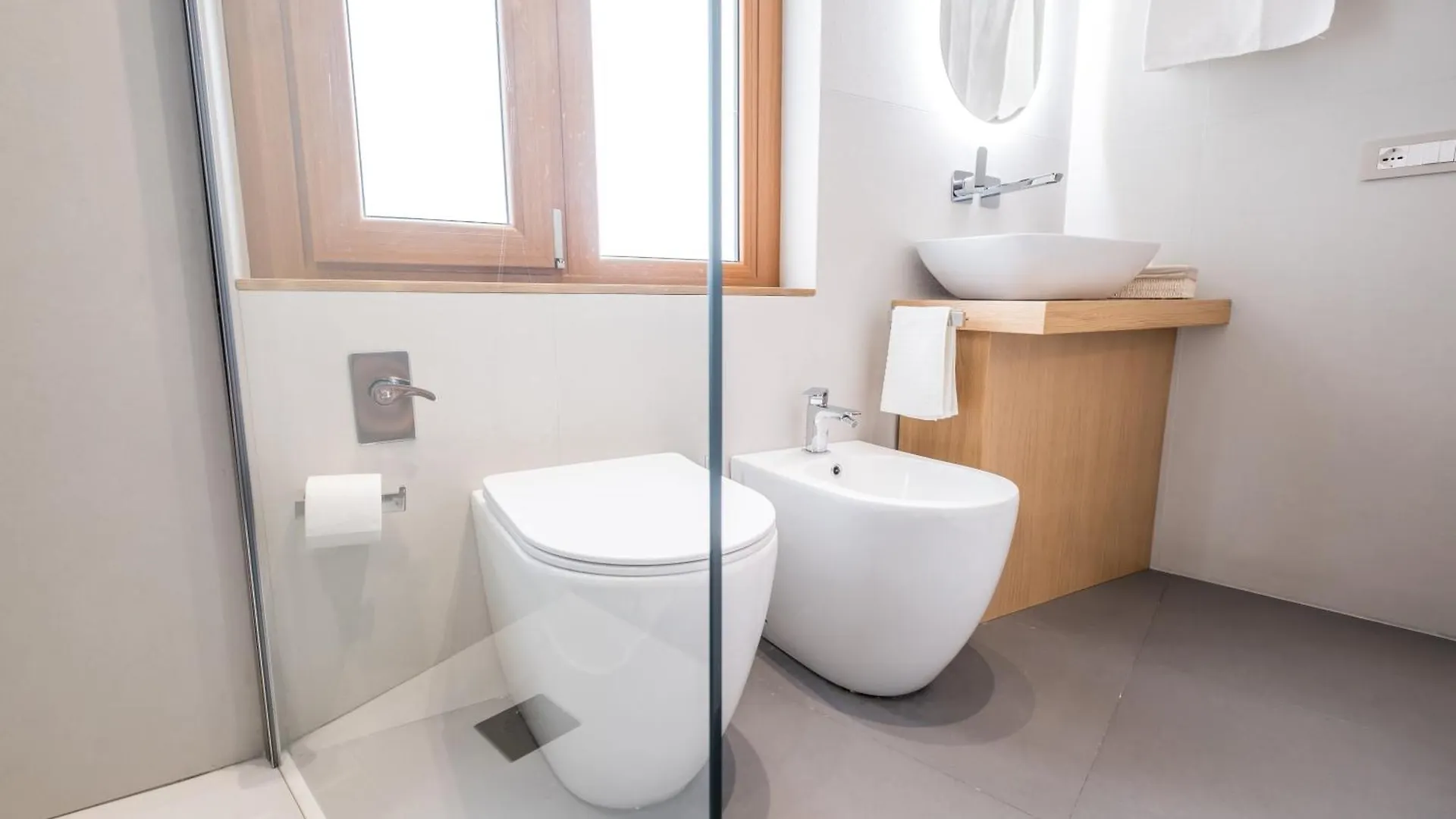 Teatro Apartments Villafranca Палермо